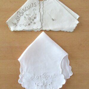 Vintage bread roll basket liners - Hot Biscuits & Hot Rolls - white & ecru